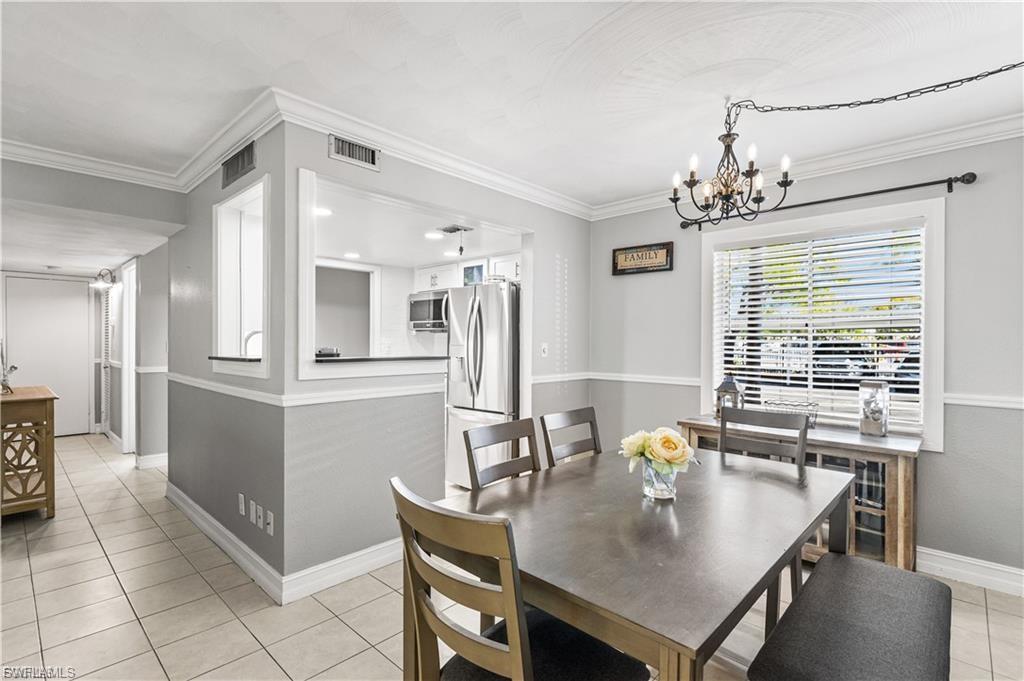 TOWERS CONDO - Residential