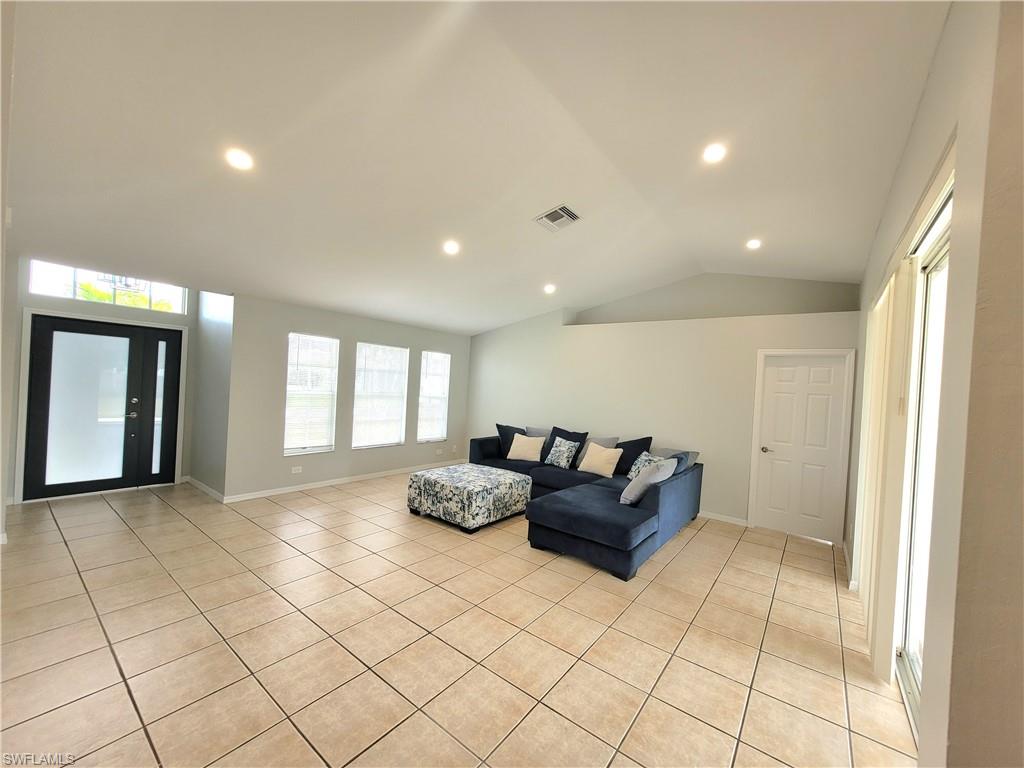 CAPE CORAL - Residential Lease