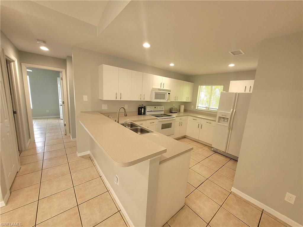 CAPE CORAL - Residential Lease