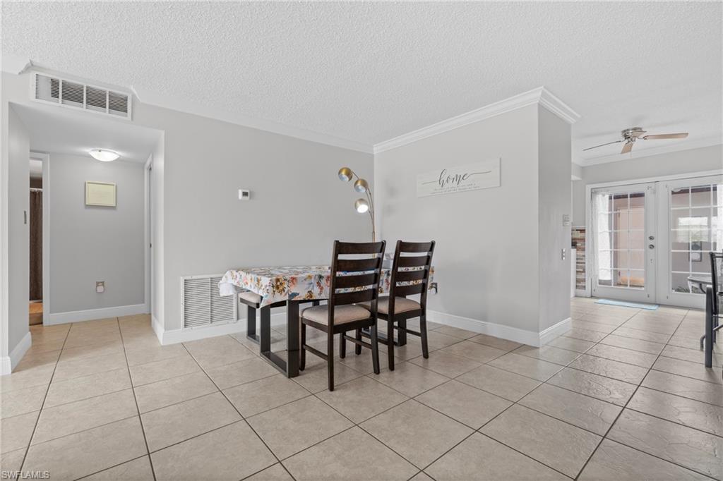 PALM CREST VILLAS - Residential