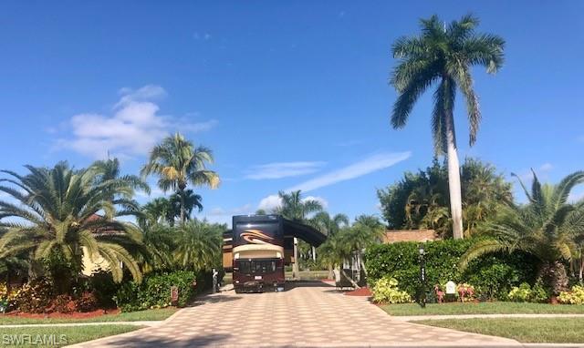 PELICAN LAKE RV RESORT - Land