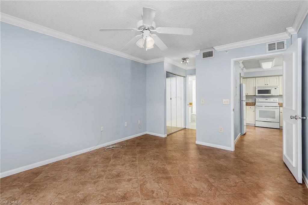 THE ENCLAVE AT NAPLES - Residential