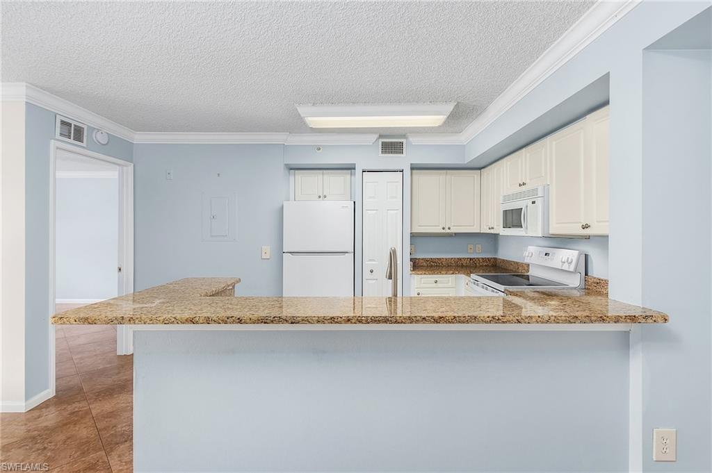 THE ENCLAVE AT NAPLES - Residential