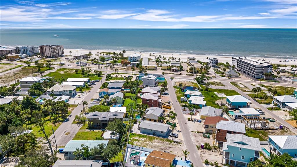 BEACH ESTATES - Land