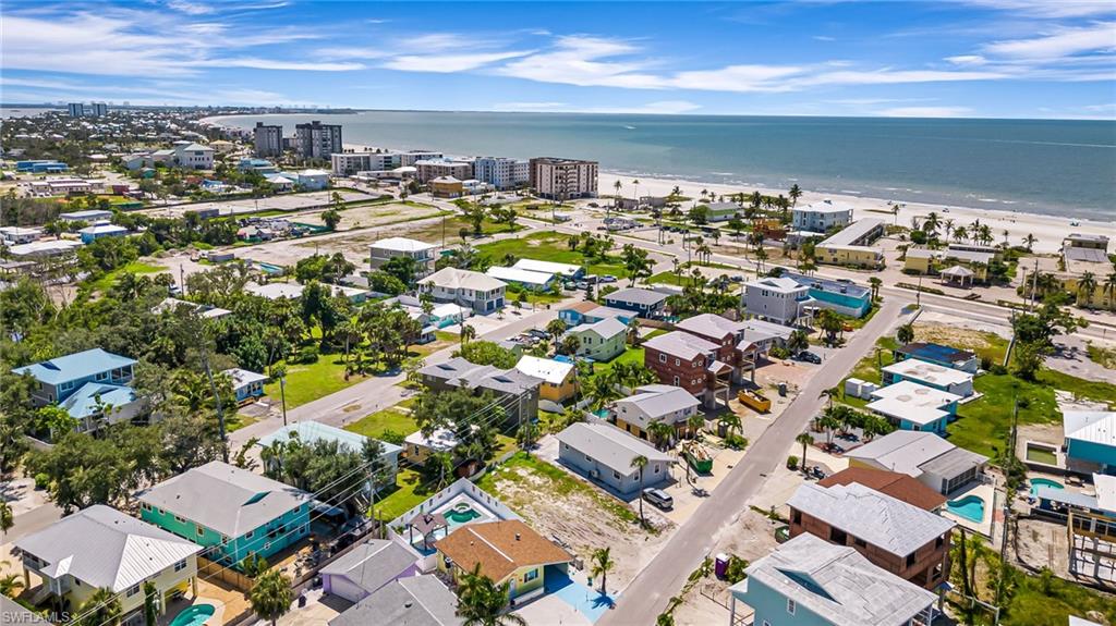 BEACH ESTATES - Land