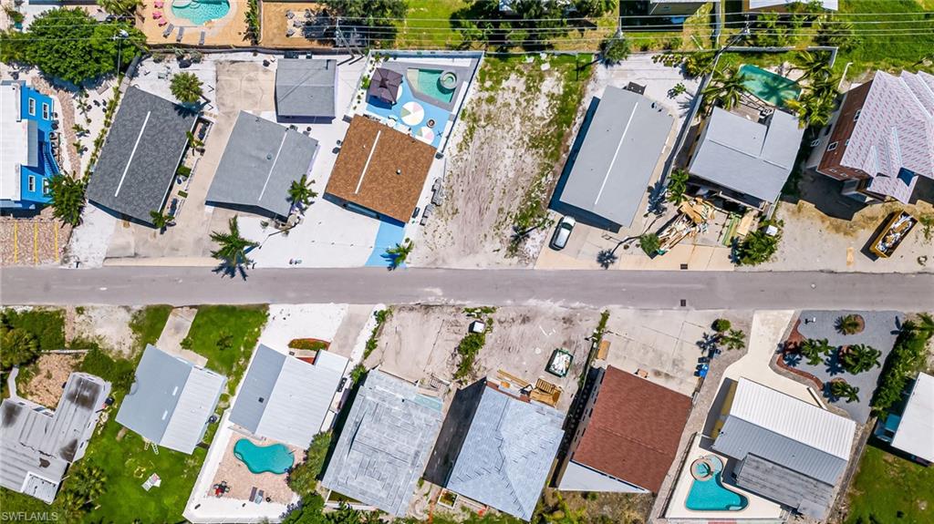 BEACH ESTATES - Land