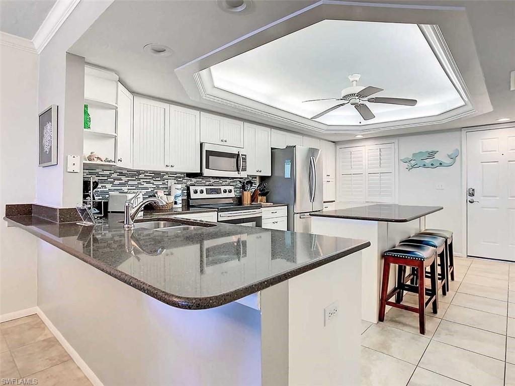 POINTE SANTO DE SANIBEL CONDO - Residential