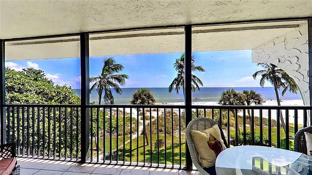 POINTE SANTO DE SANIBEL CONDO - Residential