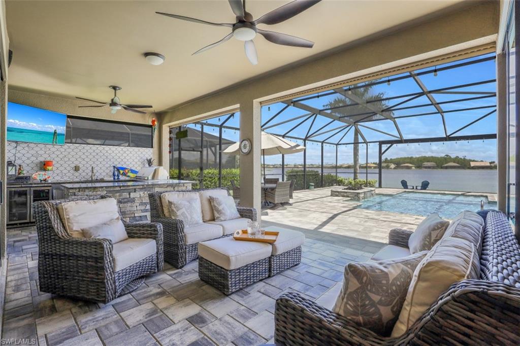 CORKSCREW SHORES - Residential