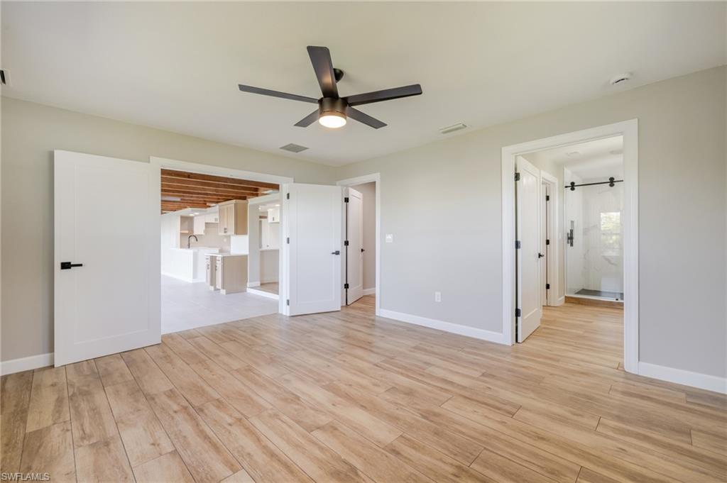 PARADISE SHORES - Residential