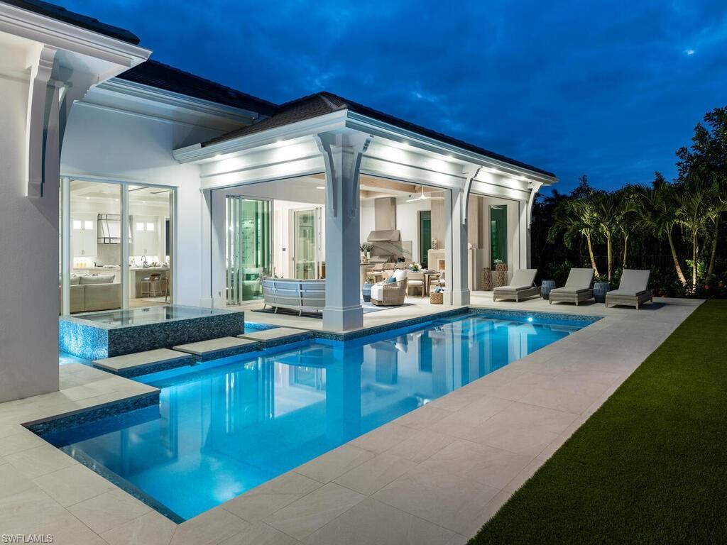 PARK SHORE - Residential