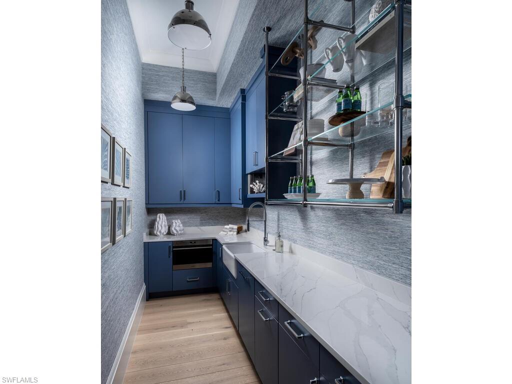 PARK SHORE - Residential