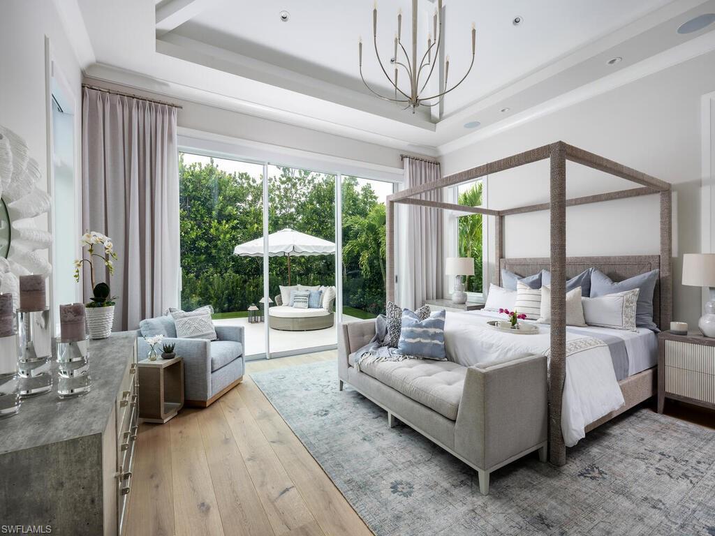 PARK SHORE - Residential