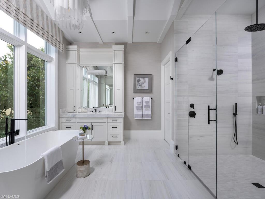 PARK SHORE - Residential