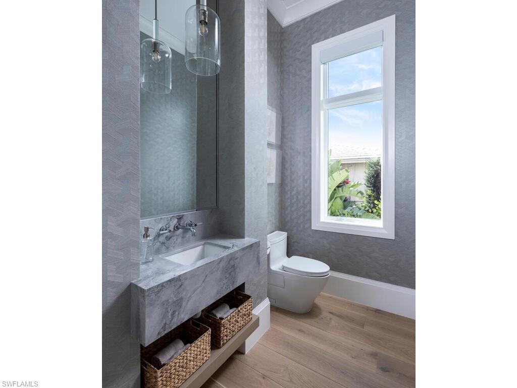 PARK SHORE - Residential