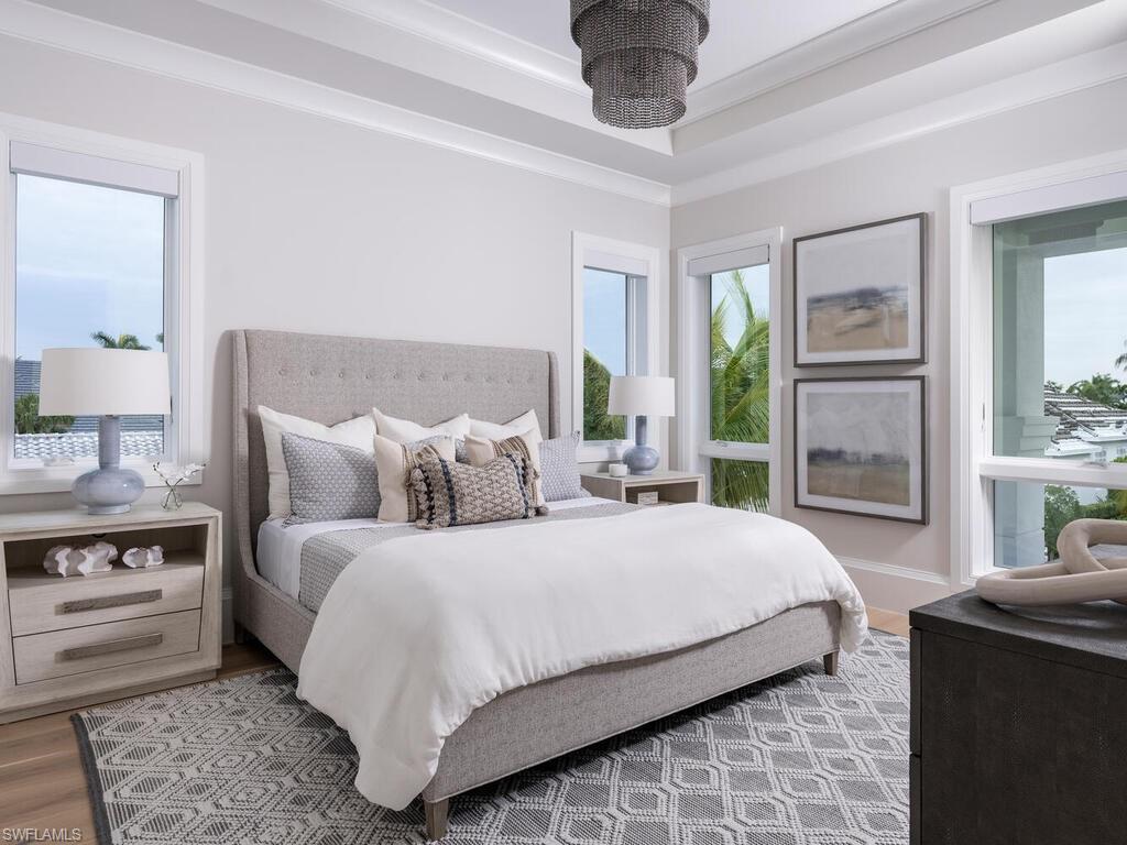 PARK SHORE - Residential