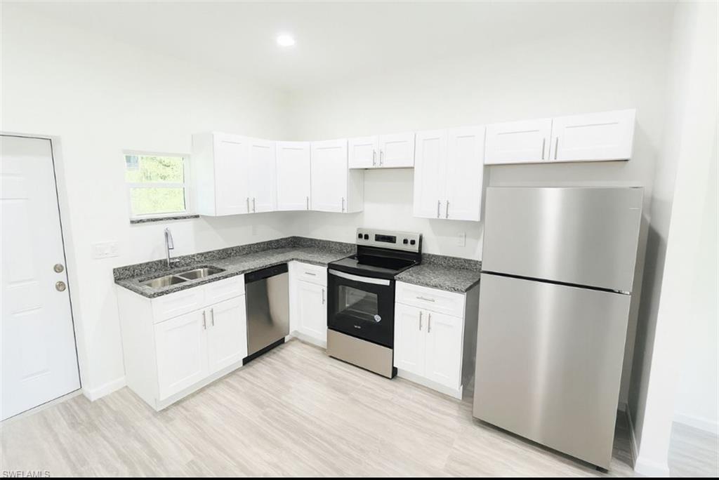 LEHIGH ACRES - Residential Lease