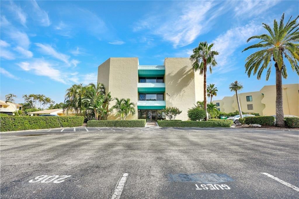 955 Palm View DR 307