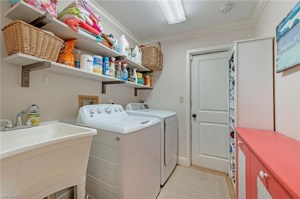 LAKEWOOD - Residential