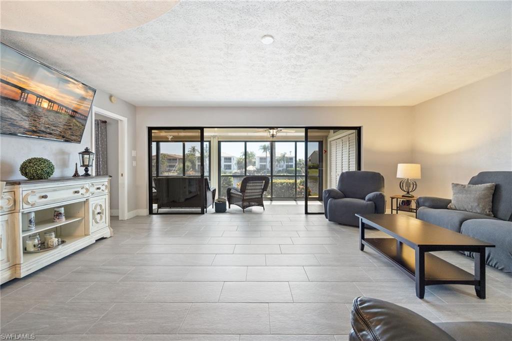 RUBICAN VISTA CONDO - Residential