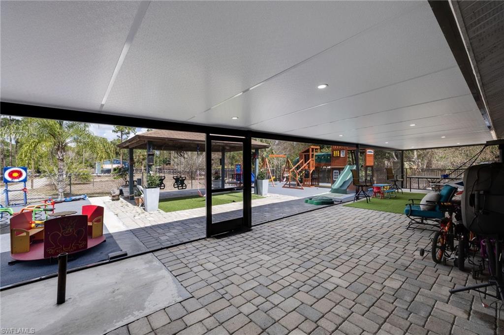 GOLDEN GATE ESTATES - Residential