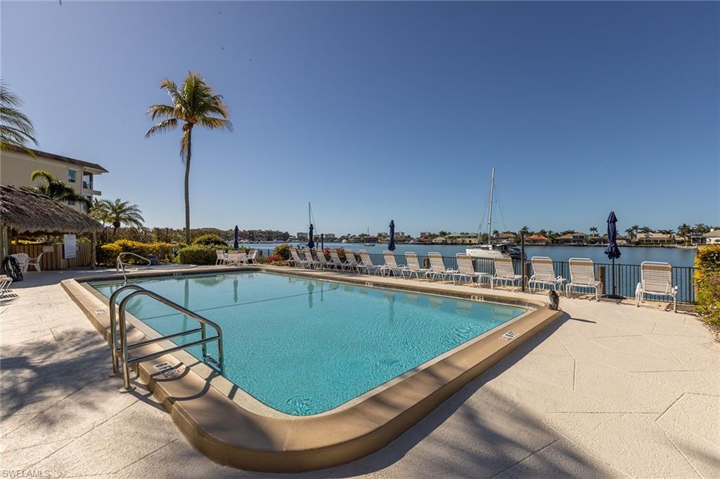 BAYSIDE CLUB - Residential