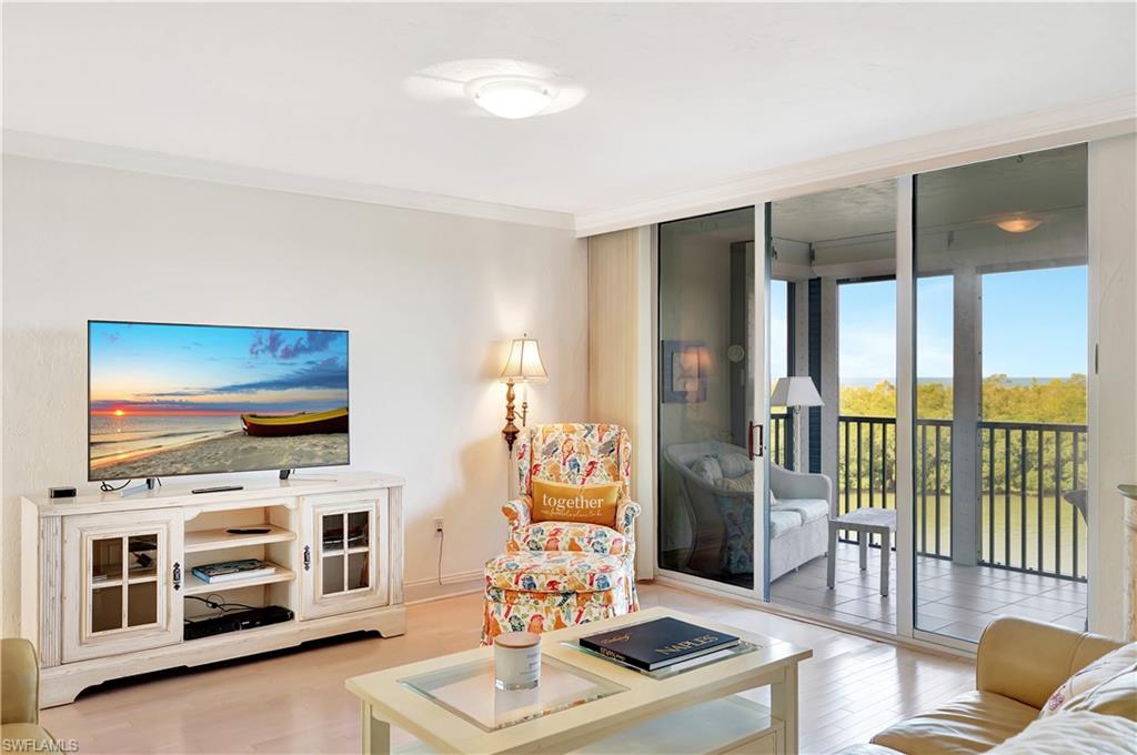 VANDERBILT SURF COLONY - Residential