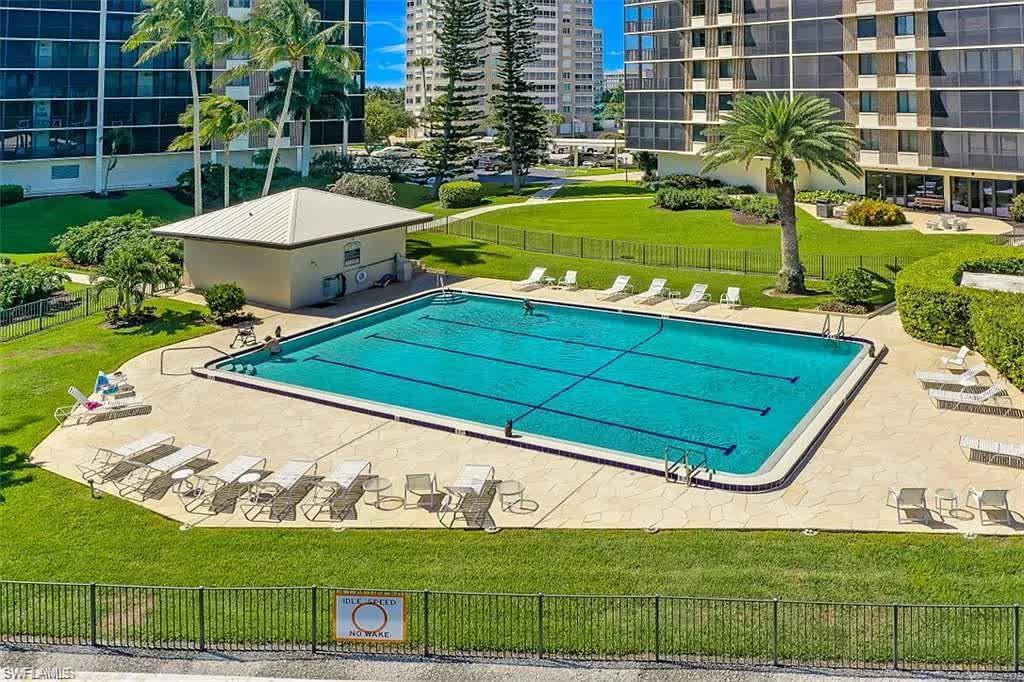 VANDERBILT SURF COLONY - Residential