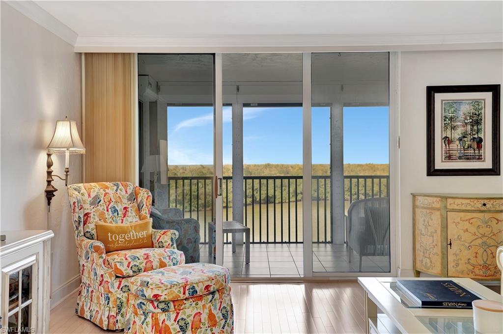 VANDERBILT SURF COLONY - Residential