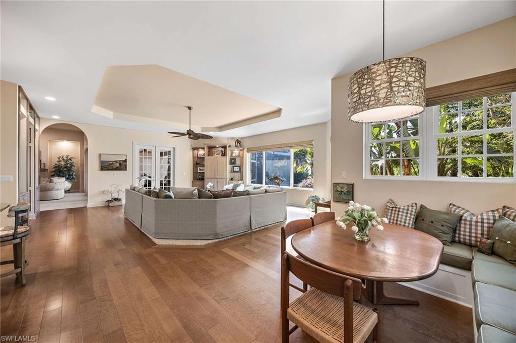 PELICAN LANDING - Residential