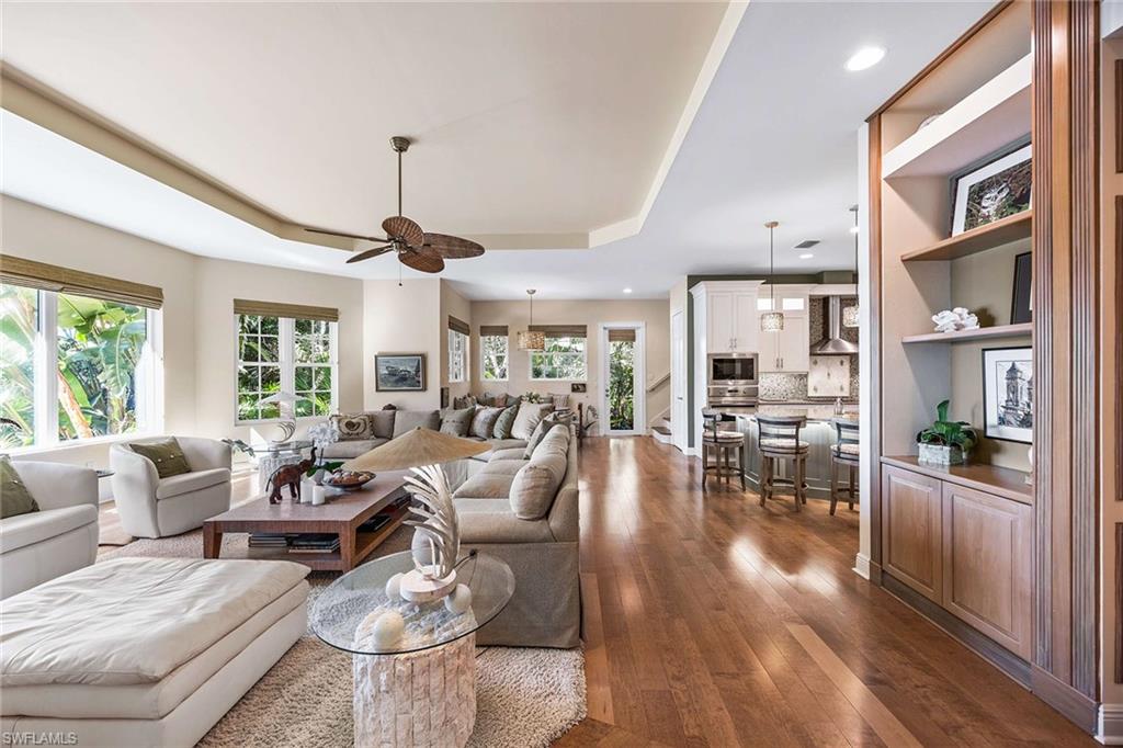 PELICAN LANDING - Residential