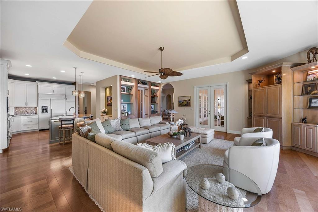 PELICAN LANDING - Residential