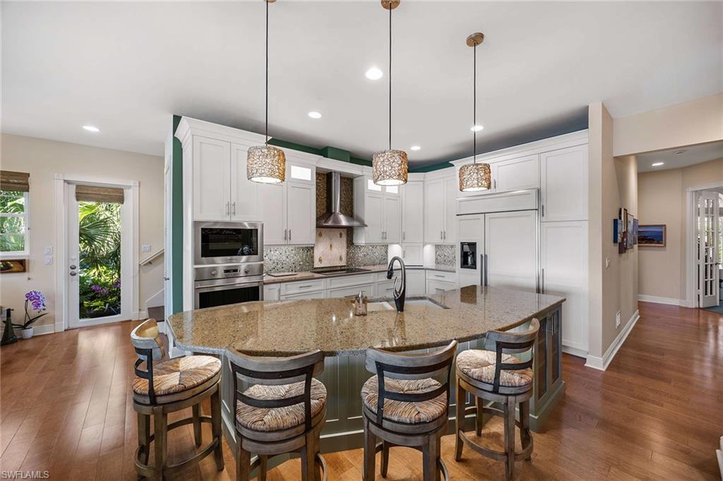 PELICAN LANDING - Residential