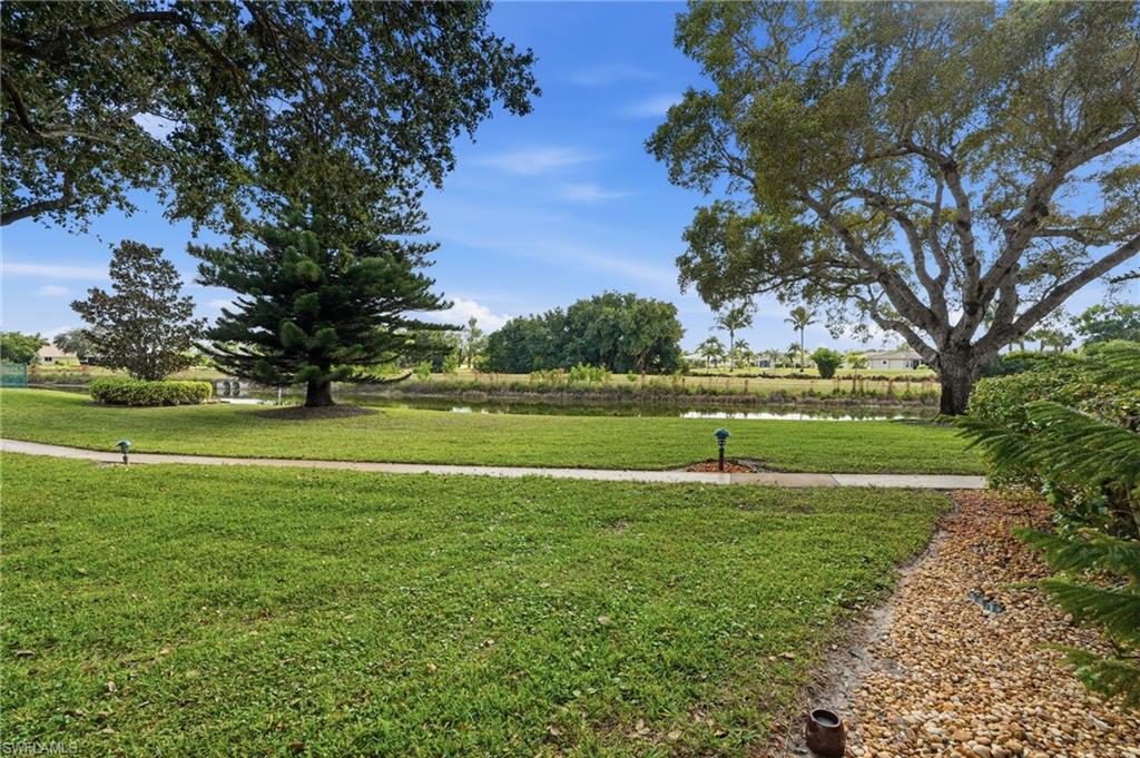 COUNTRY CLUB MANOR - Residential