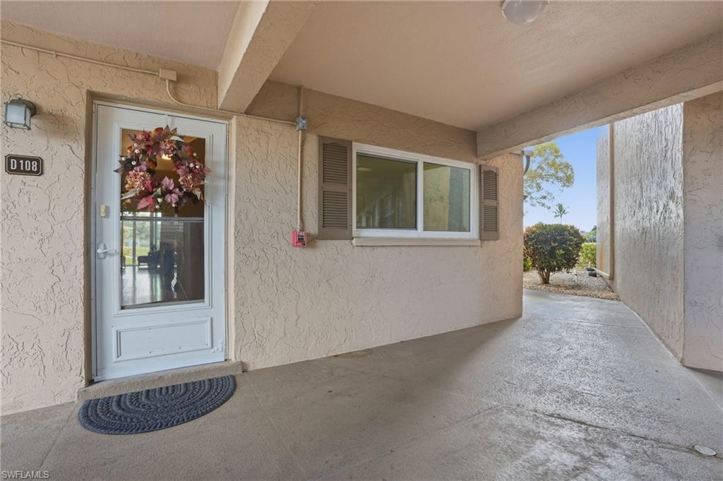 COUNTRY CLUB MANOR - Residential