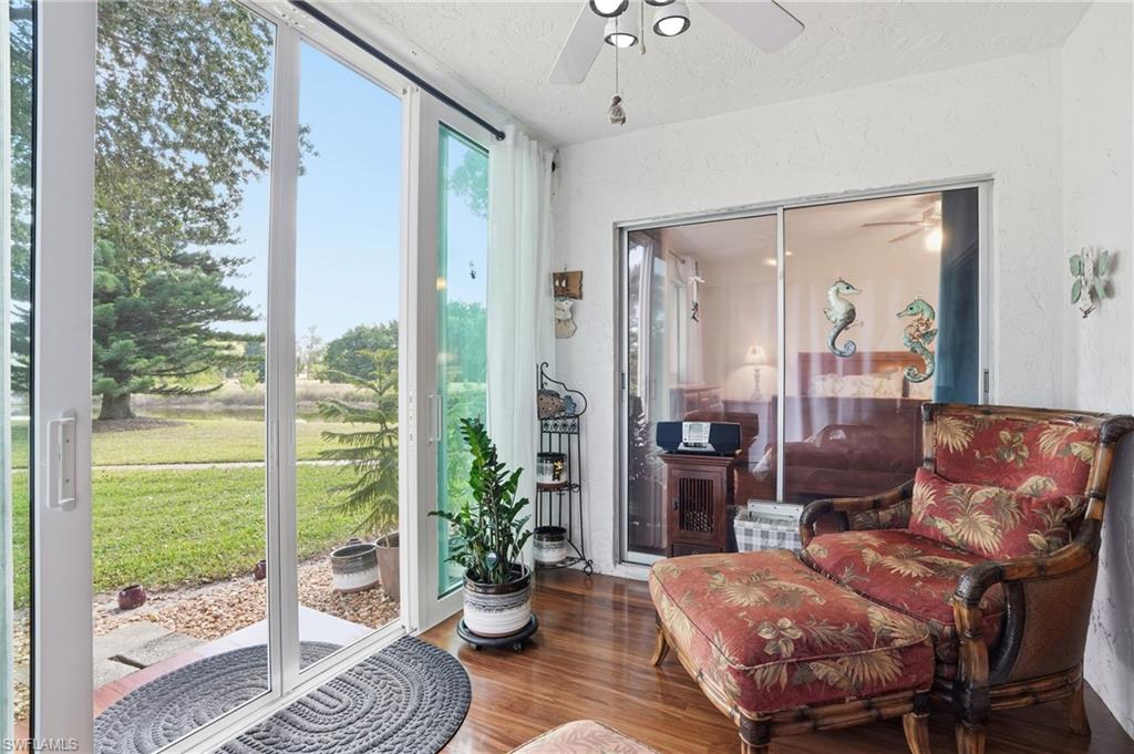 COUNTRY CLUB MANOR - Residential