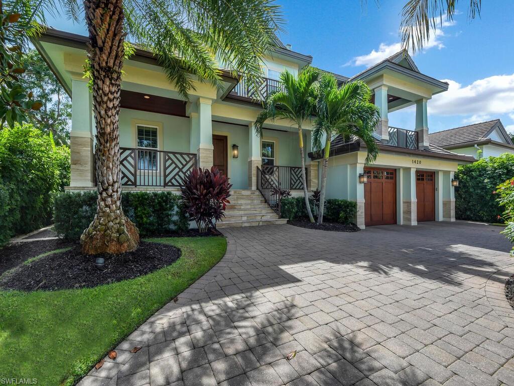 GOLDEN SHORES - Residential