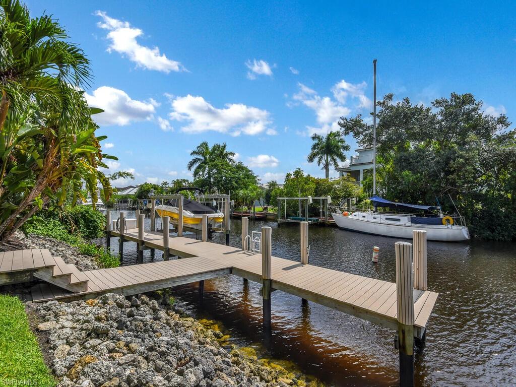 GOLDEN SHORES - Residential