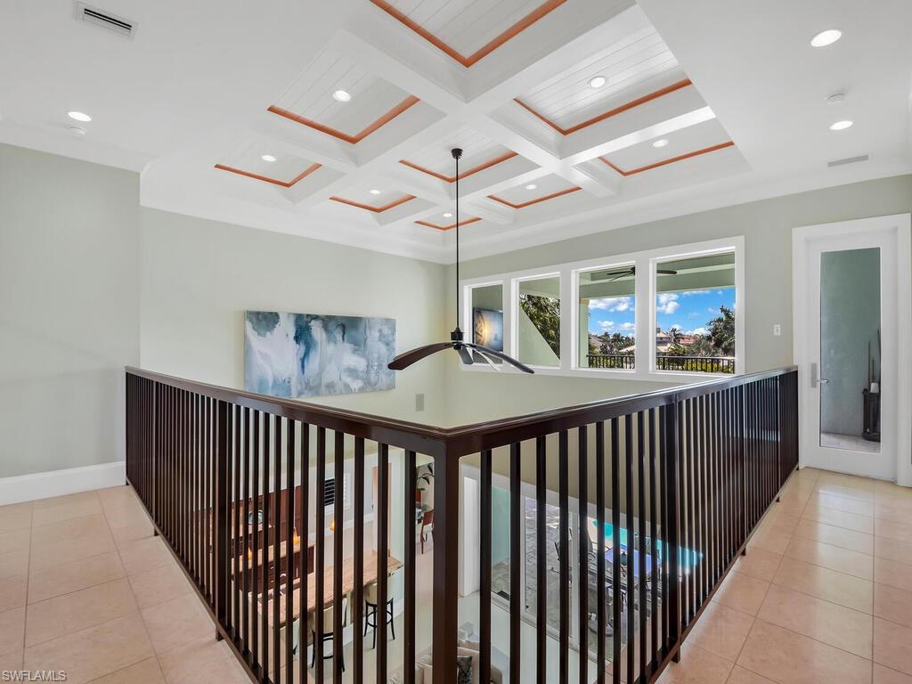 GOLDEN SHORES - Residential