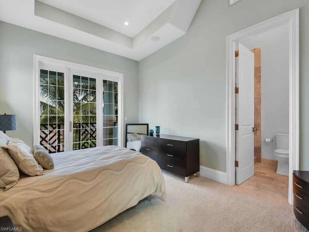 GOLDEN SHORES - Residential