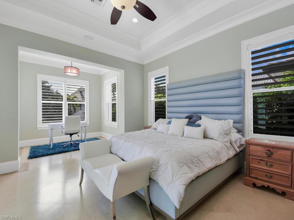 GOLDEN SHORES - Residential