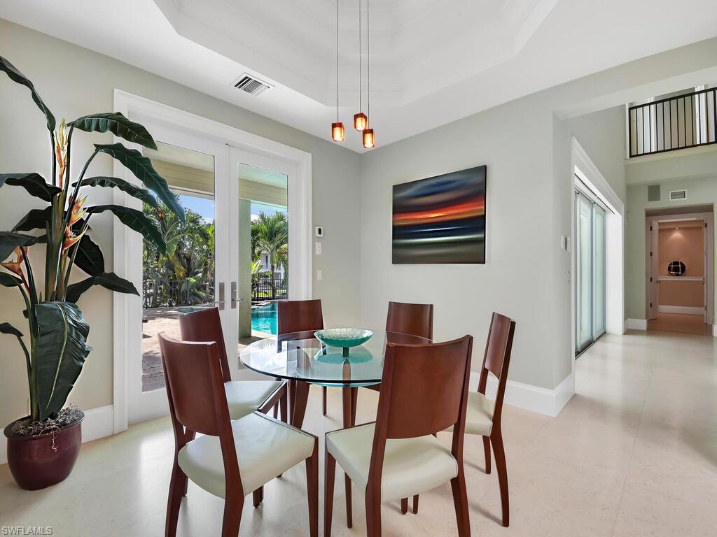 GOLDEN SHORES - Residential