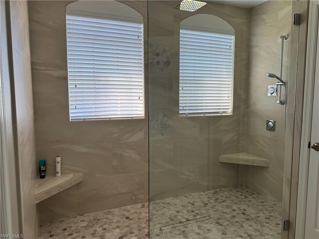 BELL TOWER PARK - Residential