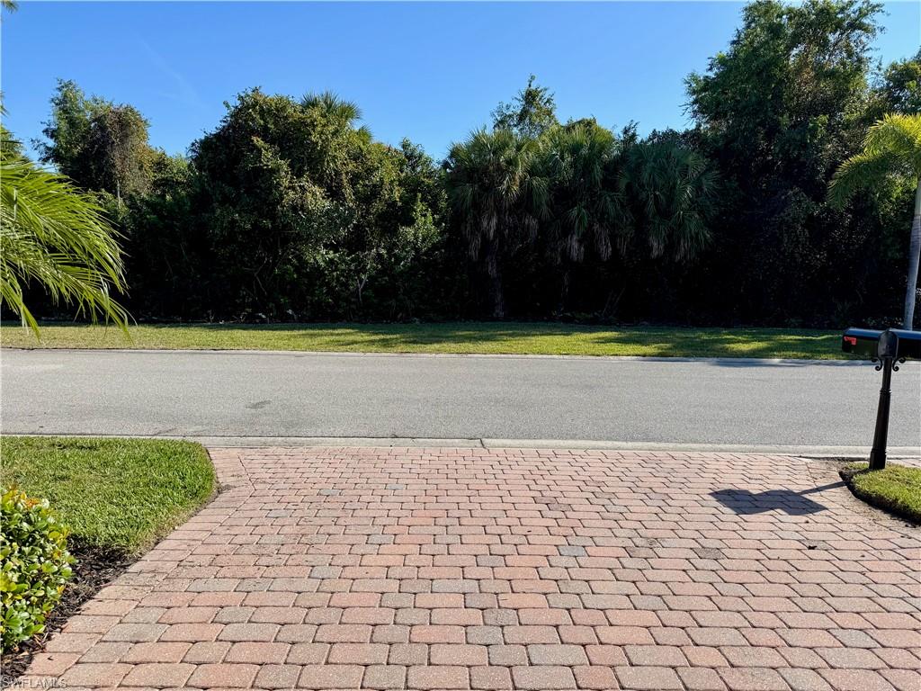 BELL TOWER PARK - Residential