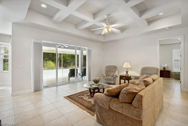 WILLOUGHBY ACRES - Residential