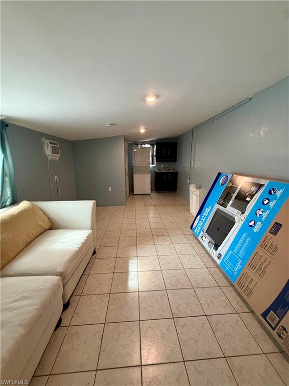 BONITA SPRINGS - Residential