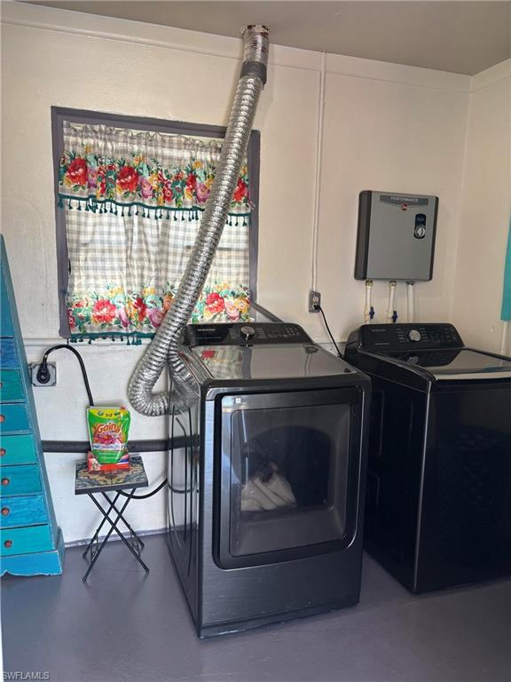 SAN CARLOS PARK - Residential