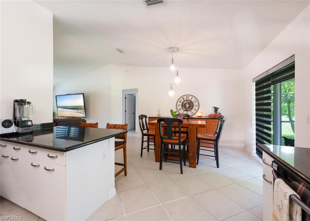 CITRUS GREENS - Residential