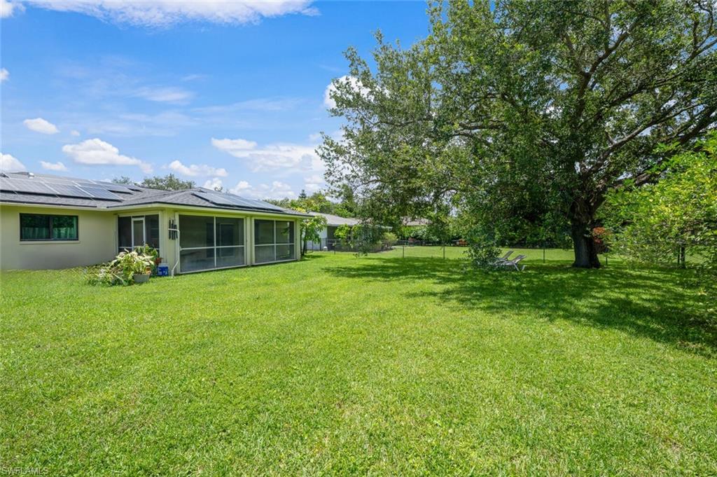 CITRUS GREENS - Residential