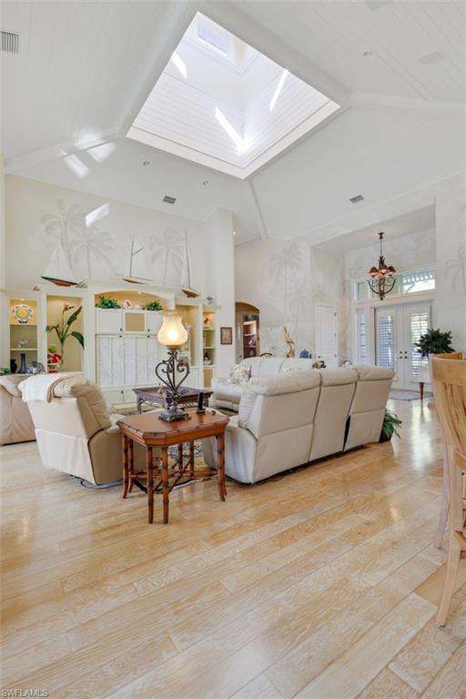 OYSTER BAY - Residential